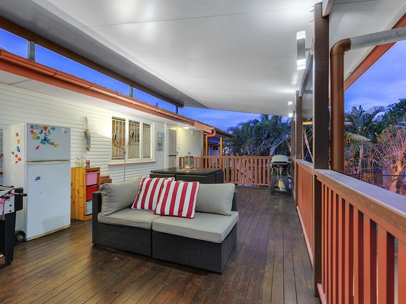 17 Caronga Street, Wavell Heights QLD 4012