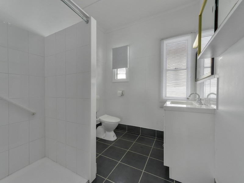 79 Lizzie Street, Bardon QLD 4065