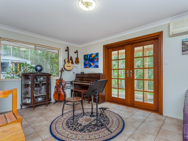 5 Hoare Court, Bunya QLD 4055