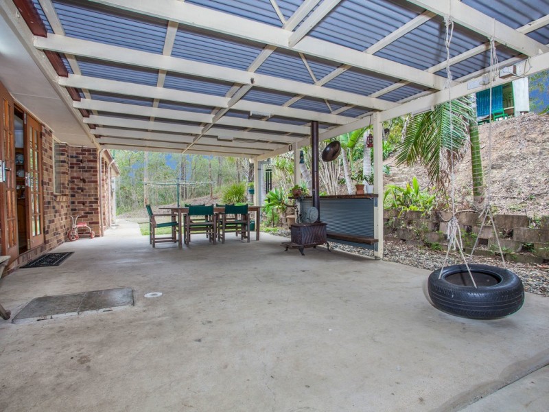 5 Hoare Court, Bunya QLD 4055