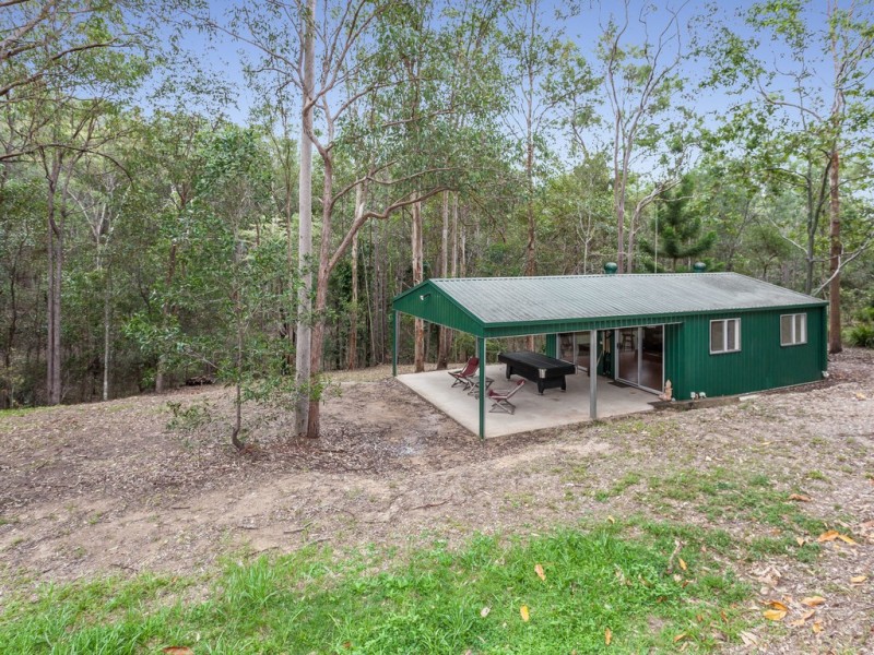 5 Hoare Court, Bunya QLD 4055