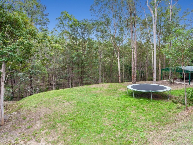 5 Hoare Court, Bunya QLD 4055