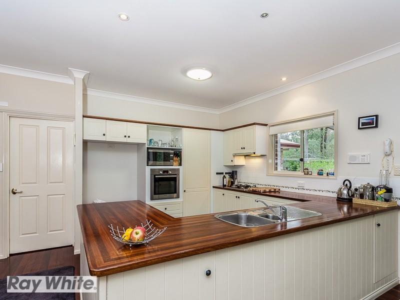 7 Hoare Court, Bunya QLD 4055