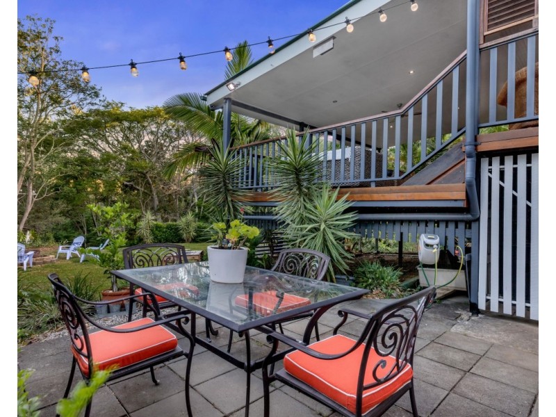 10 Weston Drive, Bunya QLD 4055