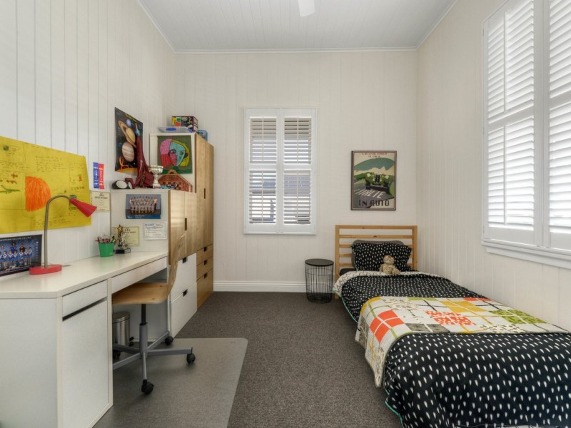 37 Strathmore Street, Kedron QLD 4031