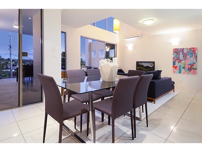 25 Highland Street, Gordon Park QLD 4031