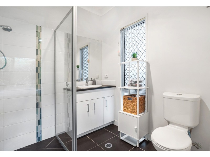 16 Ainslie Street, Alderley QLD 4051