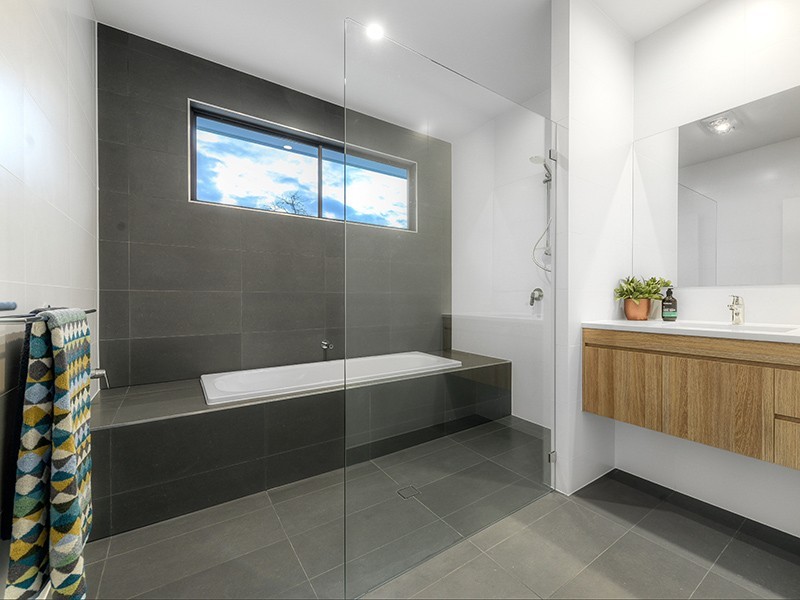 82 Jean Street, Grange QLD 4051