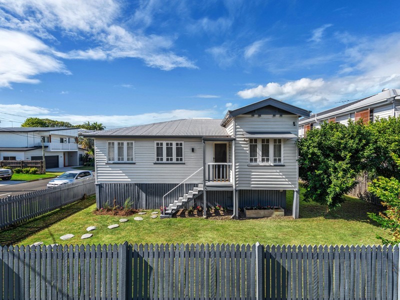 27 Montrose Street, Gordon Park QLD 4031