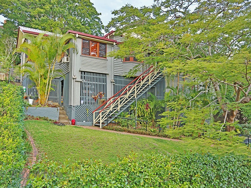 41 Lansdowne Street, Newmarket QLD 4051