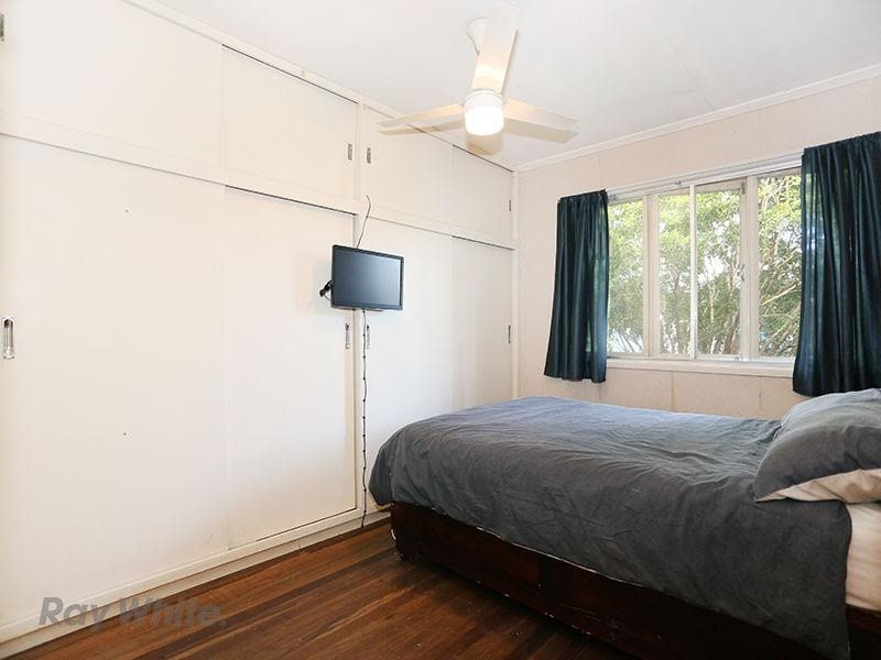 20 Rutherford Street, Stafford Heights QLD 4053