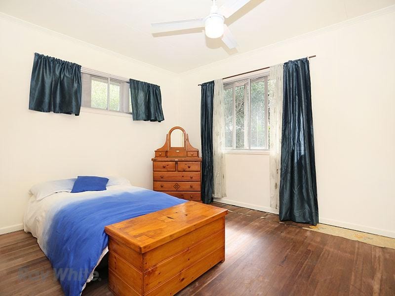 20 Rutherford Street, Stafford Heights QLD 4053