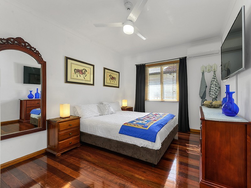 32 Barokee Street, Stafford QLD 4053