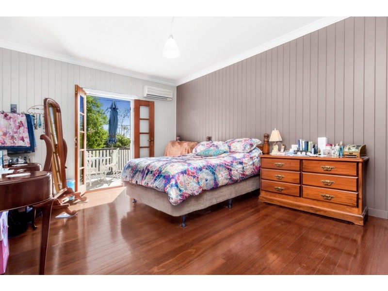 76 Hamilton Road (Driveway off Ennor Street), Wavell Heights QLD 4012