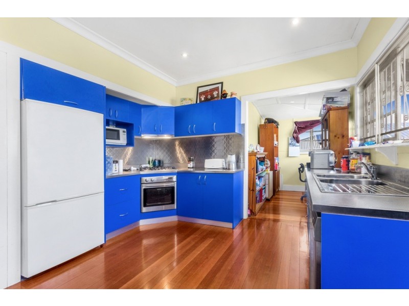 76 Hamilton Road (Driveway off Ennor Street), Wavell Heights QLD 4012