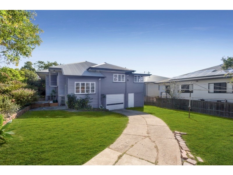 76 Hamilton Road (Driveway off Ennor Street), Wavell Heights QLD 4012