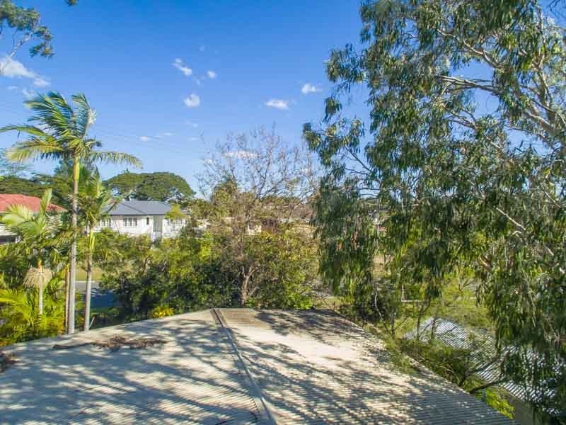 6 Neal Street, Brighton QLD 4017