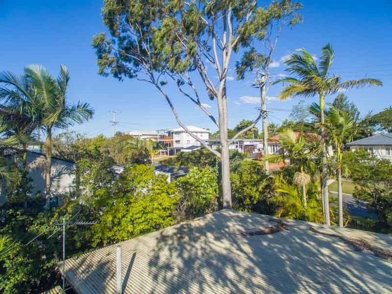 6 Neal Street, Brighton QLD 4017