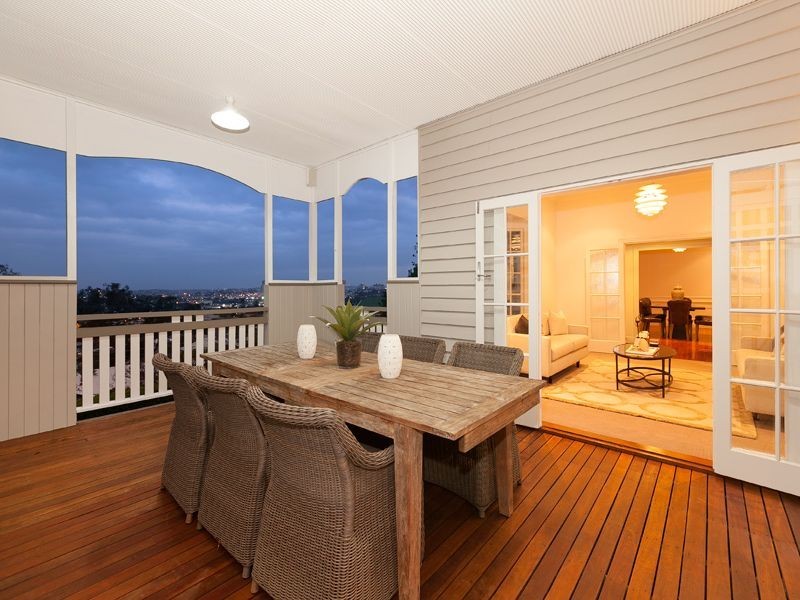 11 Watson Street, Newmarket QLD 4051