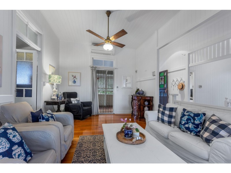 15 Welbeck Street, Alderley QLD 4051