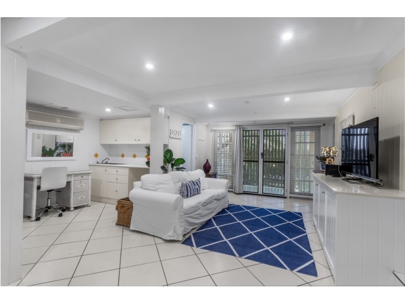 15 Welbeck Street, Alderley QLD 4051