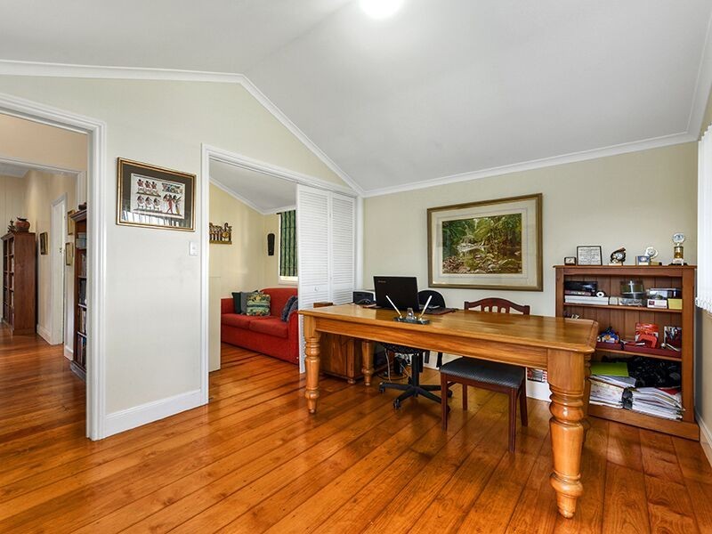 33 Cumberland St, Windsor QLD 4030