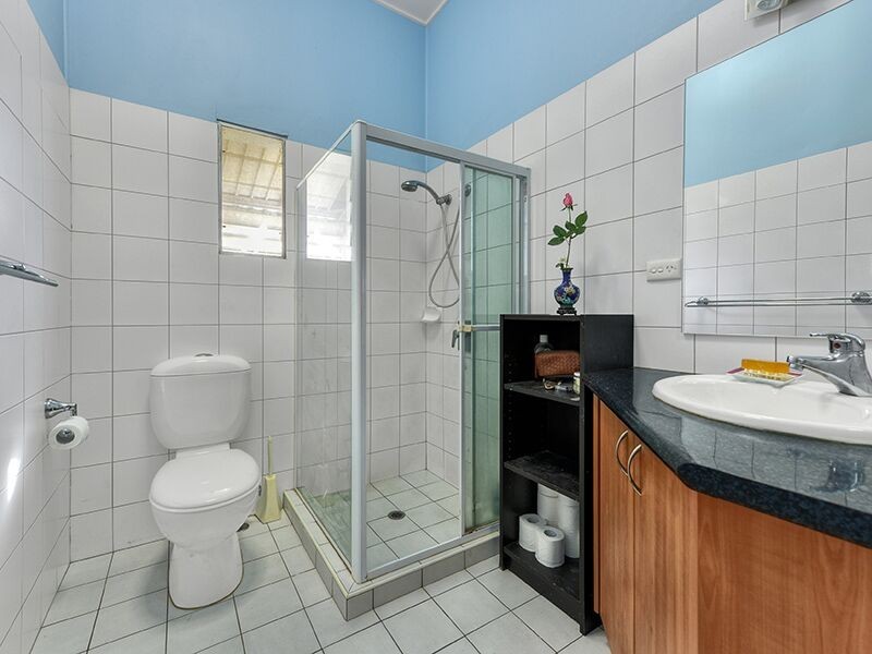 33 Cumberland St, Windsor QLD 4030