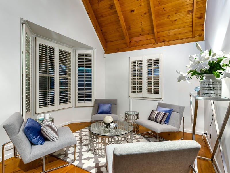 24 Cambridge Street, Red Hill QLD 4059