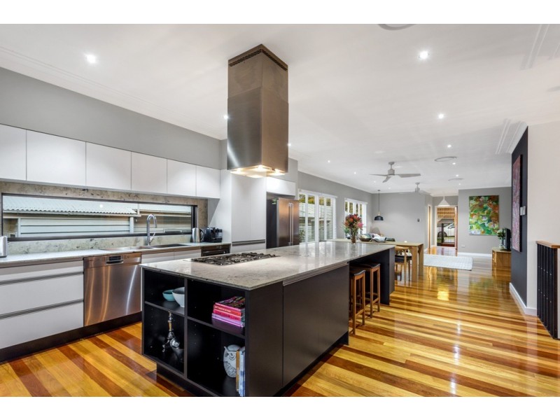 21 Ferguson Road, Wavell Heights QLD 4012