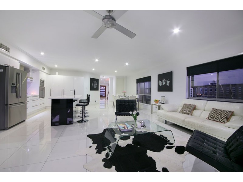 26 Ure Street, Hendra QLD 4011