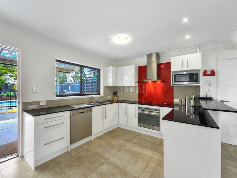 170 Trouts Road, Stafford Heights QLD 4053