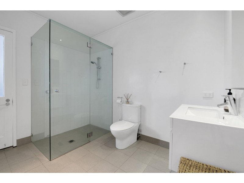 64 Clarke Street, Hendra QLD 4011