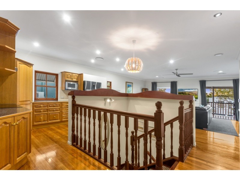 6 Daniel Place, Newmarket QLD 4051