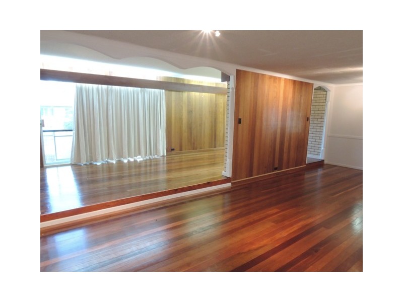 6 Lindale Street, Chermside West QLD 4032