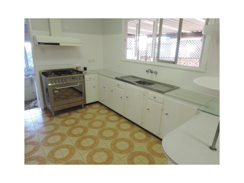 6 Lindale Street, Chermside West QLD 4032