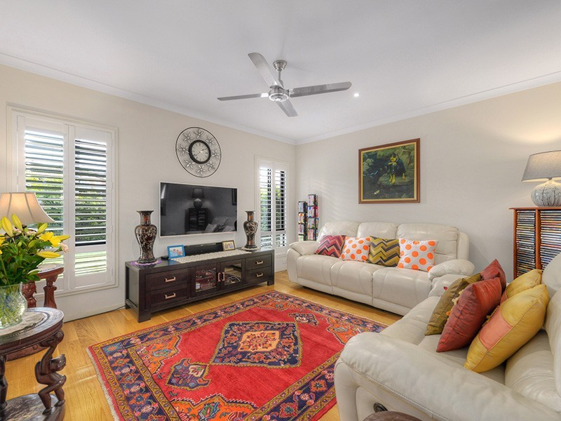 12 Barrhead Street, Wavell Heights QLD 4012