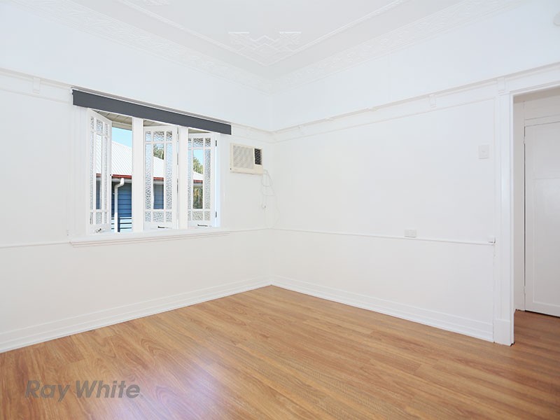 19 Deloraine Street, Wavell Heights QLD 4012