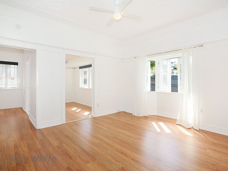 19 Deloraine St, Wavell Heights QLD 4012