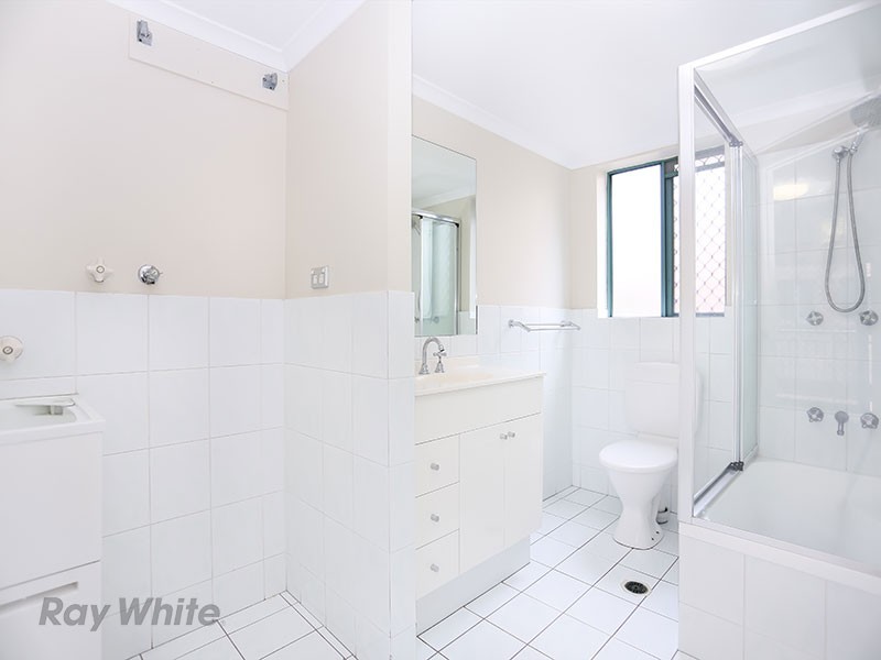 4/23 Rainey Street, Chermside QLD 4032