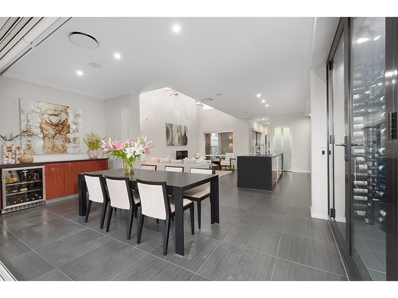 47 Hamilton Avenue, Hendra QLD 4011