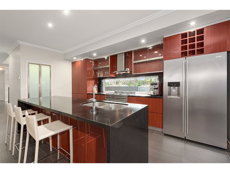 47 Hamilton Avenue, Hendra QLD 4011