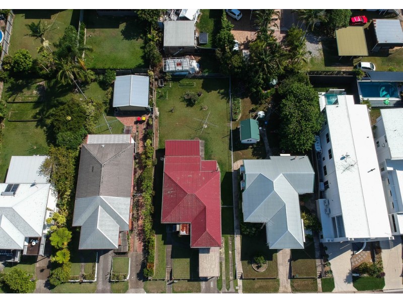 27 Tathra Street, Stafford QLD 4053