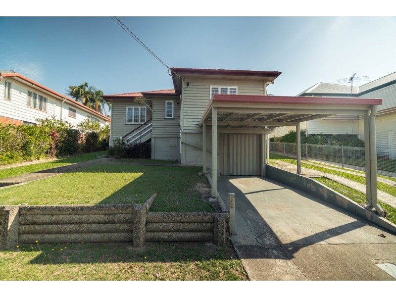 27 Tathra Street, Stafford QLD 4053