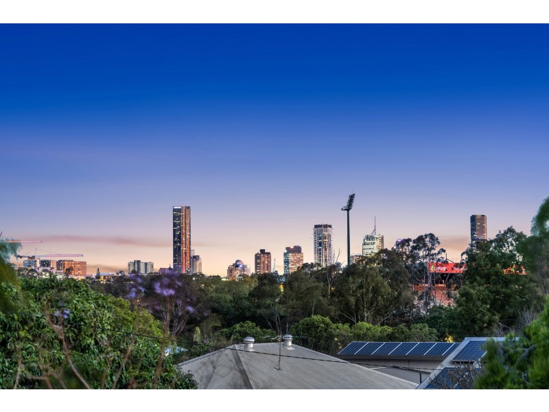 190 Edmondstone Street, Wilston QLD 4051