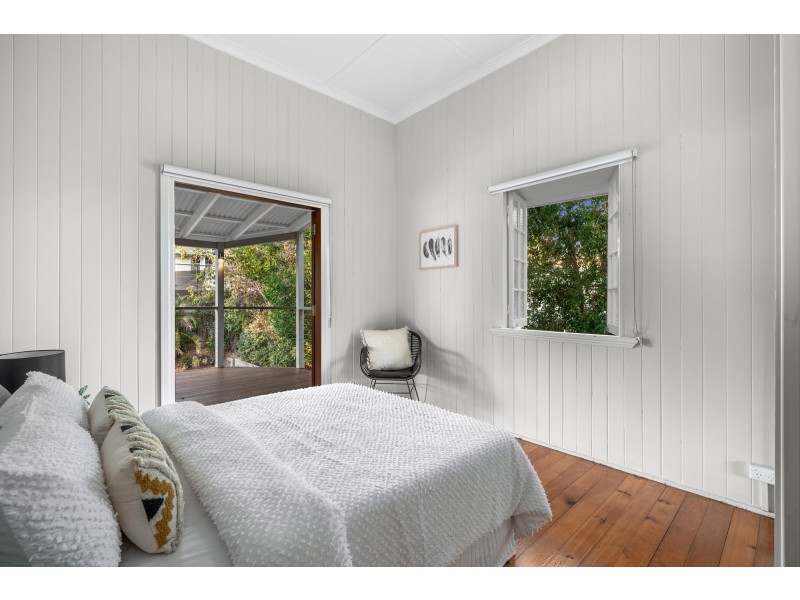 190 Edmondstone Street, Wilston QLD 4051