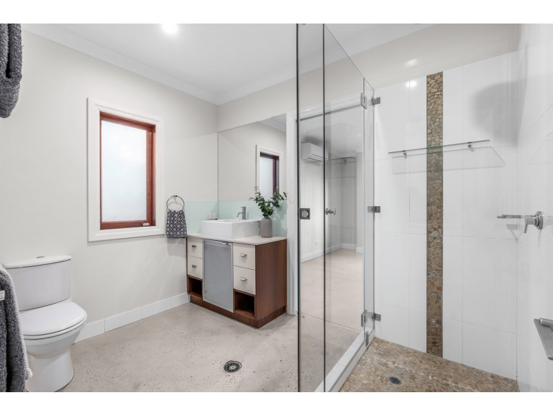 190 Edmondstone Street, Wilston QLD 4051