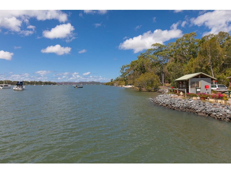 26 Treasure Island Avenue, Karragarra Island QLD 4184