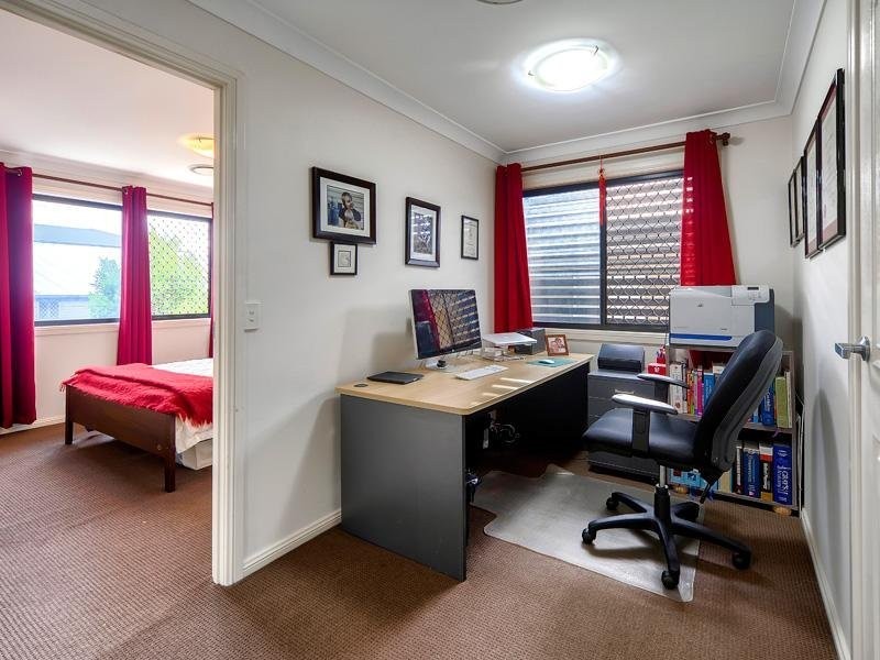 1/15 Curwen Terrace, Chermside QLD 4032