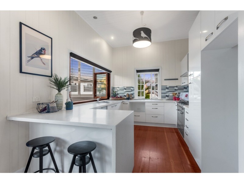 4 Nathan Avenue, Ashgrove QLD 4060