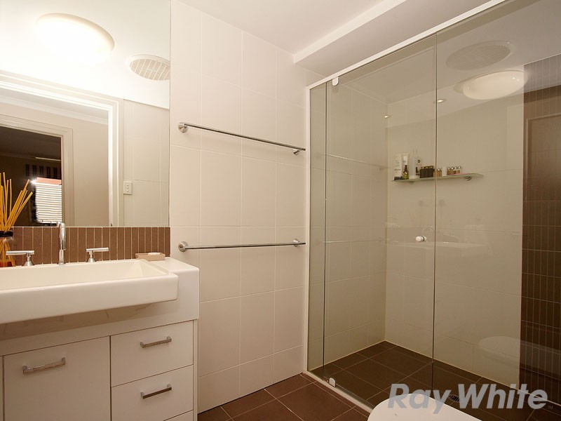 15 Jardine Street, Kedron QLD 4031